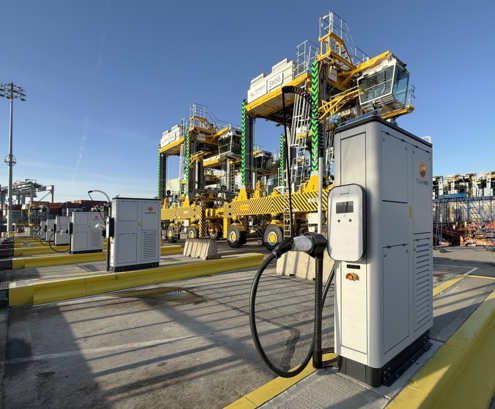 Megawatt-Ladesystem bei LGW (2) Megawatt-Ladesystem bei LGW (2)